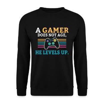 A gamer does not age he levels up lustiges Gaming - Unisex Pullover - Schwarz - Vorne - Alina (178cm) & Michal (187cm)