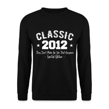Né 2012 Vintage Cadeau Anniversaire Classic 2012 - Sweat-shirt Unisexe - noir - Devant - Alina (178cm) & Michal (187cm)