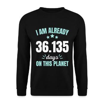 Déjà 36135 jours sur cette planète 99e anniversaire - Sweat-shirt Unisexe - noir - Devant - Alina (178cm) & Michal (187cm)