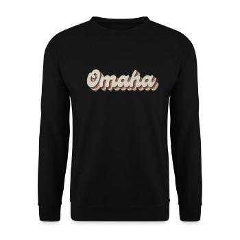 Nostalgisch 70er USA Stadt - Vintage Omaha - Unisex Pullover - Schwarz - Vorne - Alina (178cm) & Michal (187cm)