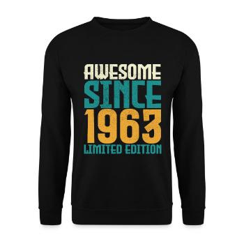 Awesome since 1963 Limited Edition. - Unisex Sweatshirt - black - Front - Alina (178cm) & Michal (187cm)