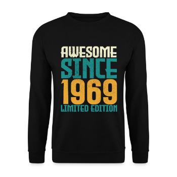 Awesome Since 1969 limited edition. - Unisex Sweatshirt - black - Front - Alina (178cm) & Michal (187cm)