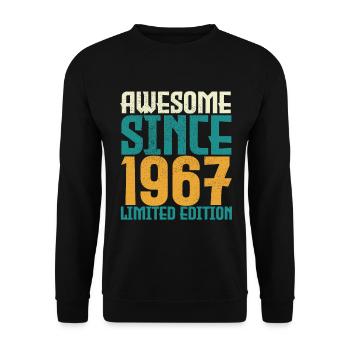 Awesome seit 1967 limitierte Auflage. - Unisex Pullover - Schwarz - Vorne - Alina (178cm) & Michal (187cm)