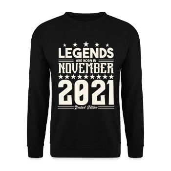 Legenden werden im November 2021 geboren.Geschenkjubiläum - Unisex Pullover - Schwarz - Vorne - Alina (178cm) & Michal (187cm)