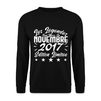 Les Légendes sont Nées En Novembre 2017 Cadeau. - Sweat-shirt Unisexe - noir - Devant - Alina (178cm) & Michal (187cm)
