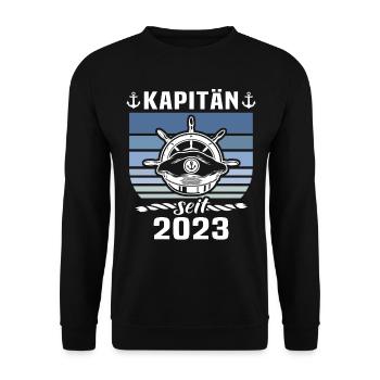 Kapitän 2023 Bootsführerschein Boot - Unisex Pullover - Schwarz - Vorne - Alina (178cm) & Michal (187cm)