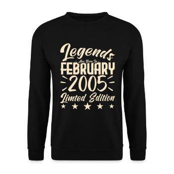 Geboren im Februar 2005. Geburtstagsgeschenk. - Unisex Pullover - Schwarz - Vorne - Alina (178cm) & Michal (187cm)