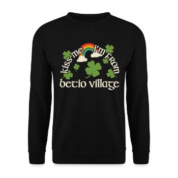 Küss mich - St. Patricks Day Betio Village - Unisex Pullover - Schwarz - Vorne - Alina (178cm) & Michal (187cm)