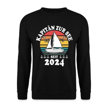 Kapitän 2024 Segeln - Unisex Pullover - Schwarz - Vorne - Alina (178cm) & Michal (187cm)