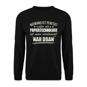 Lustige Papiertechnologe Arbeit Papierherstellung - Unisex Sweatshirt - black - Front - Alina (178cm) & Michal (187cm)