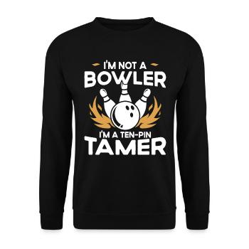 No Bowler, I'm Ten Pin Counter - Bowling - Unisex Sweatshirt - black - Front - Alina (178cm) & Michal (187cm)