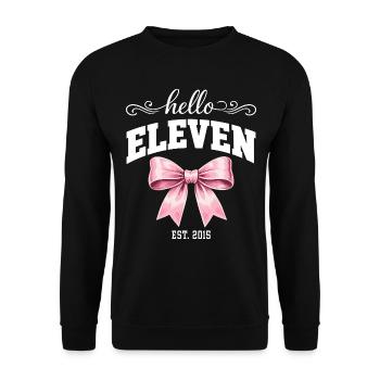 Hello Eleven Est. 2015 – Geburtstagskind - Unisex Pullover - Schwarz - Vorne - Alina (178cm) & Michal (187cm)