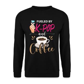 Angetrieben von K-Pop und Kaffee - Unisex Pullover - Schwarz - Vorne - Alina (178cm) & Michal (187cm)