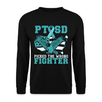 PTBS hat sich den falschen Kämpfer ausgesucht - Unisex Pullover - Schwarz - Vorne - Alina (178cm) & Michal (187cm)