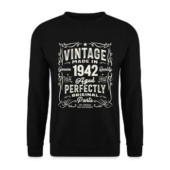 Jahrgang 1942 83. Geburtstag 83 Jahre alt - Unisex Pullover - Schwarz - Vorne - Alina (178cm) & Michal (187cm)