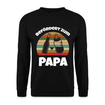 Befördert zum Papa Schweiz Baby Geburt Ätti - Unisex Pullover - Schwarz - Vorne - Alina (178cm) & Michal (187cm)