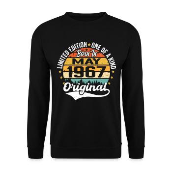 Mai 1967 Geburtstagsgeschenk geboren im Mai 1967 - Unisex Pullover - Schwarz - Vorne - Alina (178cm) & Michal (187cm)