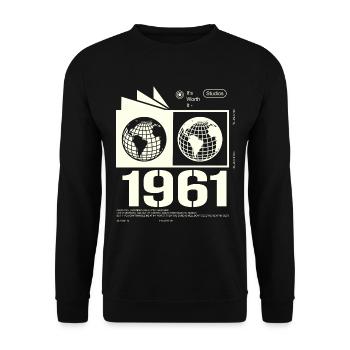 Vintage 1961 Retro Birthday Gift 1961 - Unisex Sweatshirt - black - Front - Alina (178cm) & Michal (187cm)