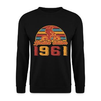 Fahrrad Bike Fahrradfahrer Geburtstag Baujahr 1961 - Unisex Pullover - Schwarz - Vorne - Alina (178cm) & Michal (187cm)