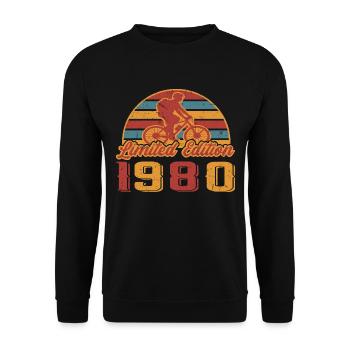 Fahrrad Fahrradfahrer Radfahrer Geburtstag 1980 - Unisex Pullover - Schwarz - Vorne - Alina (178cm) & Michal (187cm)