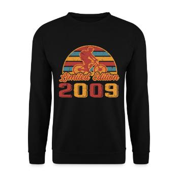 Vélo Cycliste Vélo Anniversaire Année de construction 2009 - Sweat-shirt Unisexe - noir - Devant - Alina (178cm) & Michal (187cm)