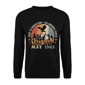 May 1983 Birthday Gift 1983 May - May 1983 - Unisex Sweatshirt - black - Front - Alina (178cm) & Michal (187cm)