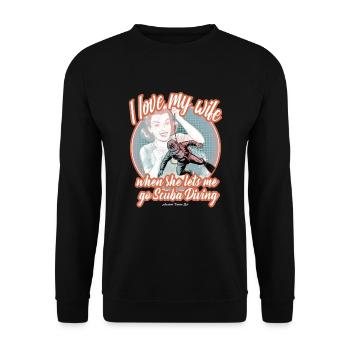 Ich liebe meine Frau, wenn sie mich tauchen lässt. - Unisex Pullover - Schwarz - Vorne - Alina (178cm) & Michal (187cm)