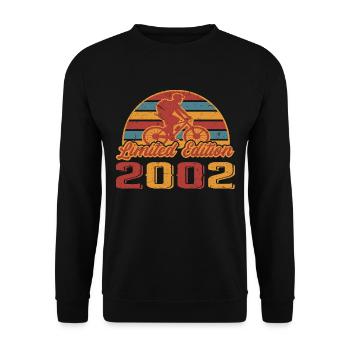Fahrrad Fahrradfahrer Geburtstag Baujahr 2002 - Unisex Pullover - Schwarz - Vorne - Alina (178cm) & Michal (187cm)