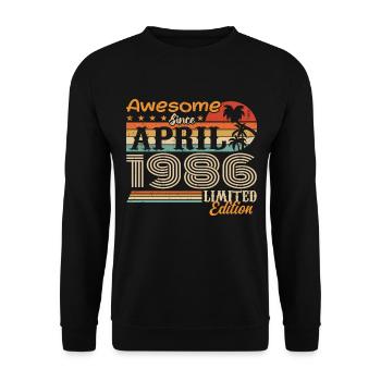 Les légendes sont nées en avril 1986 - Sweat-shirt Unisexe - noir - Devant - Alina (178cm) & Michal (187cm)