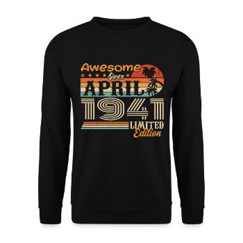 Les légendes sont nées en avril 1941 - Sweat-shirt Unisexe - noir - Devant - Alina (178cm) & Michal (187cm)