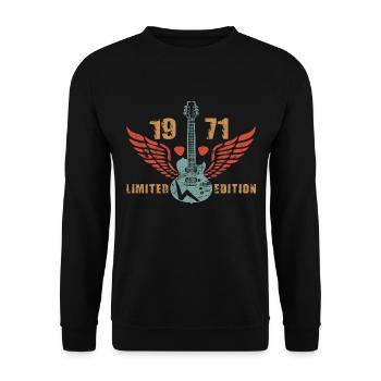 Gitarre Gitarrenspieler Gitarristin 1971 - Unisex Pullover - Schwarz - Vorne - Alina (178cm) & Michal (187cm)