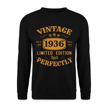 Vintage 1936 Limited Edition Perfectly Aged - Unisex Sweatshirt - black - Front - Alina (178cm) & Michal (187cm)