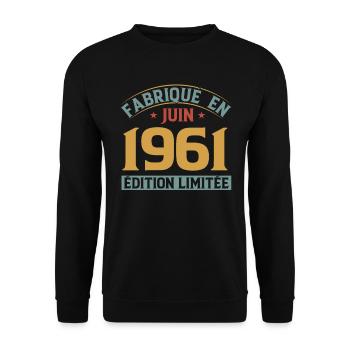 Fabriqué En Juin 1961 Anniversaire Cadeau Vintage - Sweat-shirt Unisexe - noir - Devant - Alina (178cm) & Michal (187cm)