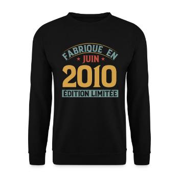 Fabriqué En Juin 2010 Anniversaire Cadeau Vintage - Sweat-shirt Unisexe - noir - Devant - Alina (178cm) & Michal (187cm)