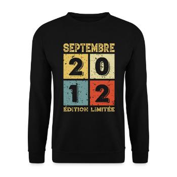 Septembre 2012 Original Idée Cadeau Anniversaire - Sweat-shirt Unisexe - noir - Devant - Alina (178cm) & Michal (187cm)