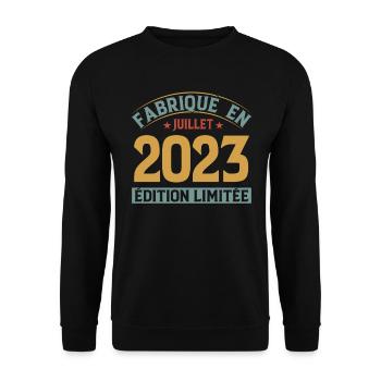 Légendaire Depuis Juillet 2023 Anniversaire Cadeau - Sweat-shirt Unisexe - noir - Devant - Alina (178cm) & Michal (187cm)