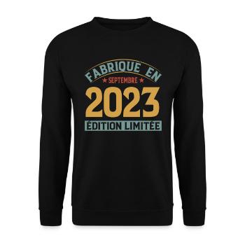 Fabriqué En Septembre 2023 Édition Limitée - Sweat-shirt Unisexe - noir - Devant - Alina (178cm) & Michal (187cm)