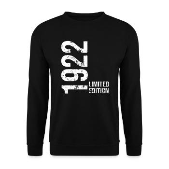 Limited edition of 1922 - Unisex Sweatshirt - black - Front - Alina (178cm) & Michal (187cm)