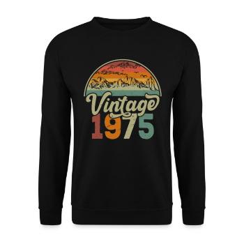 Jahrgang 1975 - Unisex Pullover - Schwarz - Vorne - Alina (178cm) & Michal (187cm)