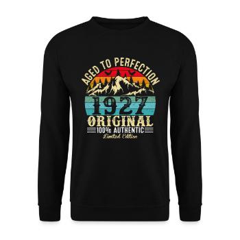 Aged to perfection 1927 Original - Unisex Sweatshirt - black - Front - Alina (178cm) & Michal (187cm)