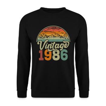 Vintage 1986 - Unisex Sweatshirt - black - Front - Alina (178cm) & Michal (187cm)