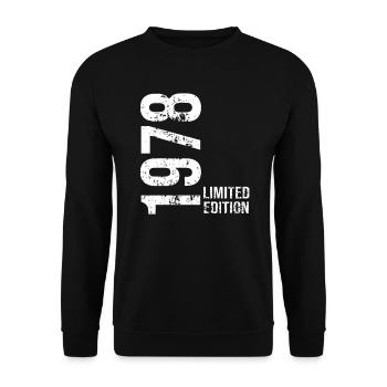 1978 Limited Edition - Unisex Sweatshirt - black - Front - Alina (178cm) & Michal (187cm)