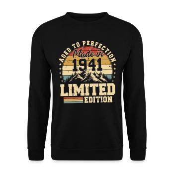 Perfekt gealtert Made in 1941 - Unisex Pullover - Schwarz - Vorne - Alina (178cm) & Michal (187cm)