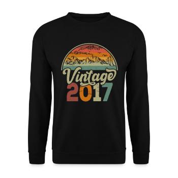 Vintage 2017 - Unisex Sweatshirt - black - Front - Alina (178cm) & Michal (187cm)