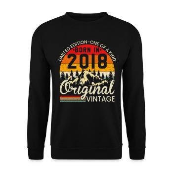 Unique in its kind born in 2018 Original vintage - Unisex Sweatshirt - black - Front - Alina (178cm) & Michal (187cm)