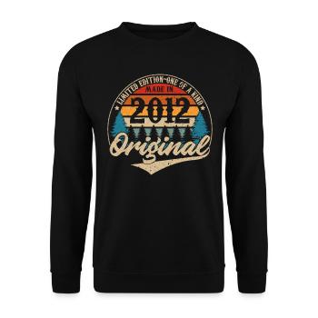 Original Vintage Geburtstag Geschenkidee 2012 - Unisex Pullover - Schwarz - Vorne - Alina (178cm) & Michal (187cm)