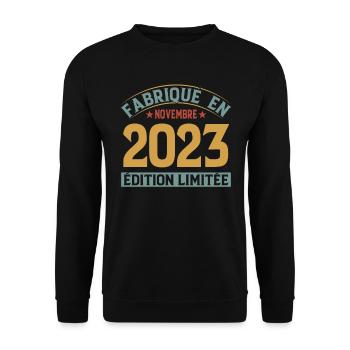 Fabriqué En Novembre 2023 Édition Limitée - Sweat-shirt Unisexe - noir - Devant - Alina (178cm) & Michal (187cm)