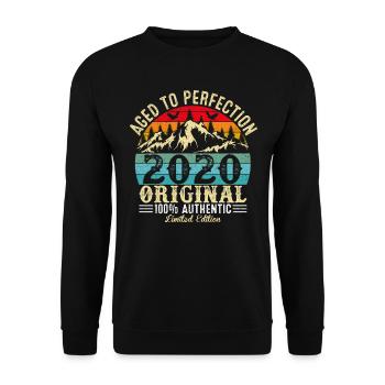 Aged to perfection 2020 Original - Unisex Sweatshirt - black - Front - Alina (178cm) & Michal (187cm)