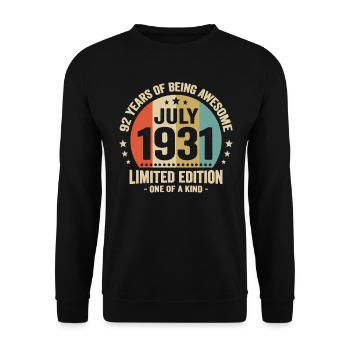 July 1931 92 Years Anniversary Vintage Gift - Unisex Sweatshirt - black - Front - Alina (178cm) & Michal (187cm)