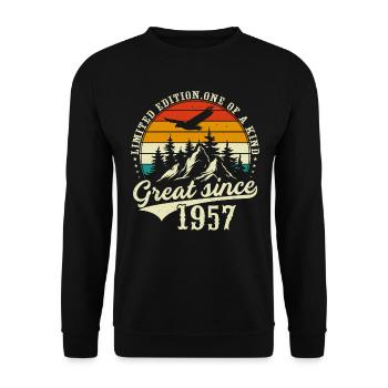 Einzigartig seit 1957 - Unisex Pullover - Schwarz - Vorne - Alina (178cm) & Michal (187cm)